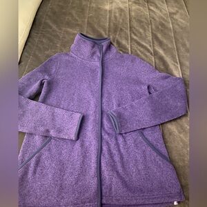Ivivva sweater, like new condition. Size 12